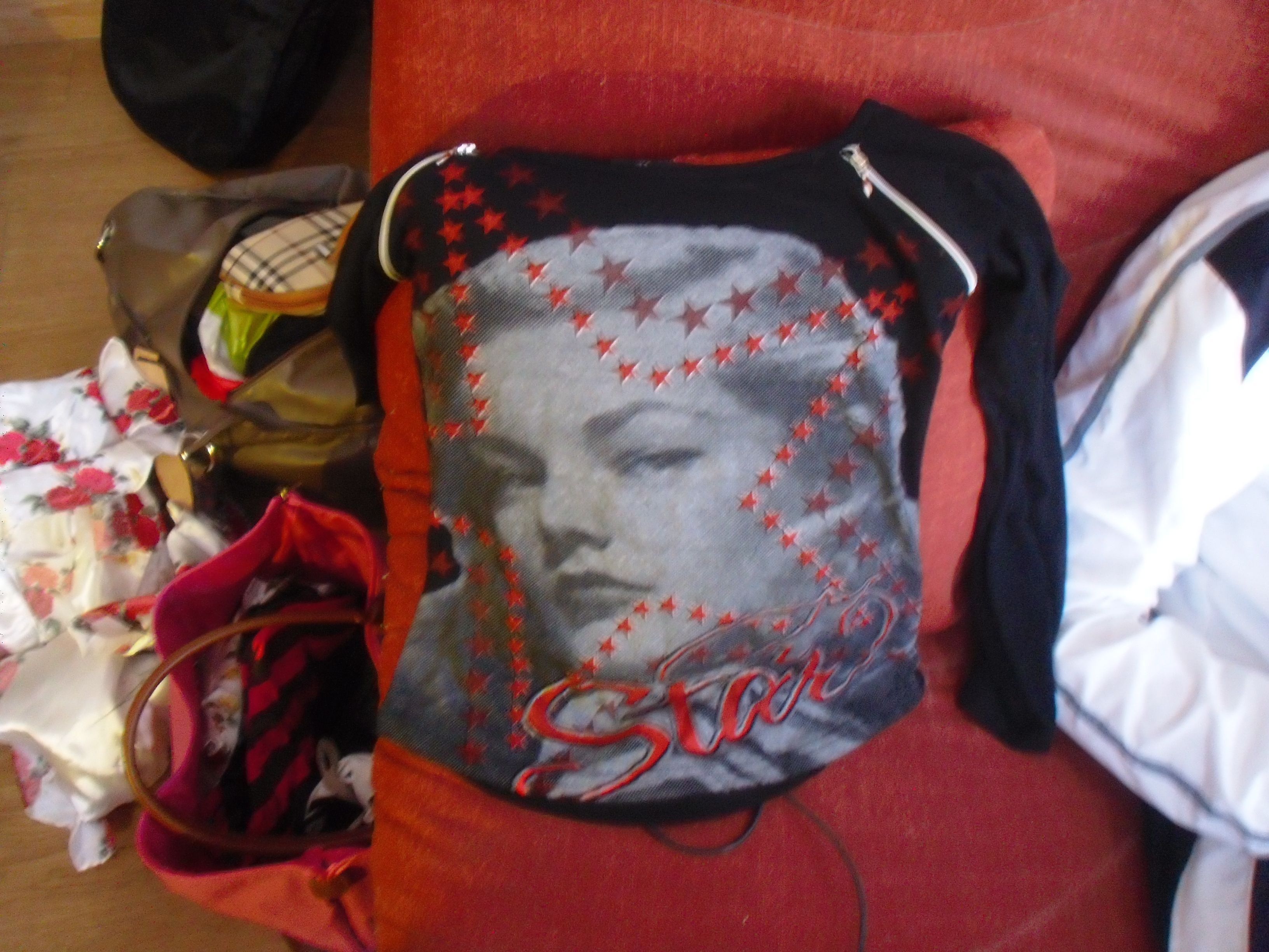 MAGDA MAILLOT